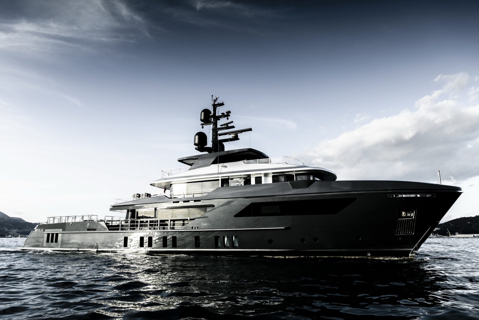 New Sanlorenzo 500exp Superyacht For Sale Luxury Explorer Range