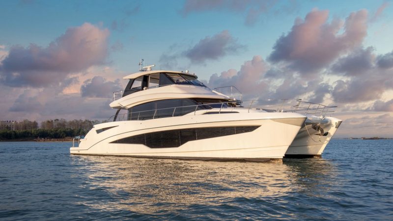 Aquila 70 Luxury 