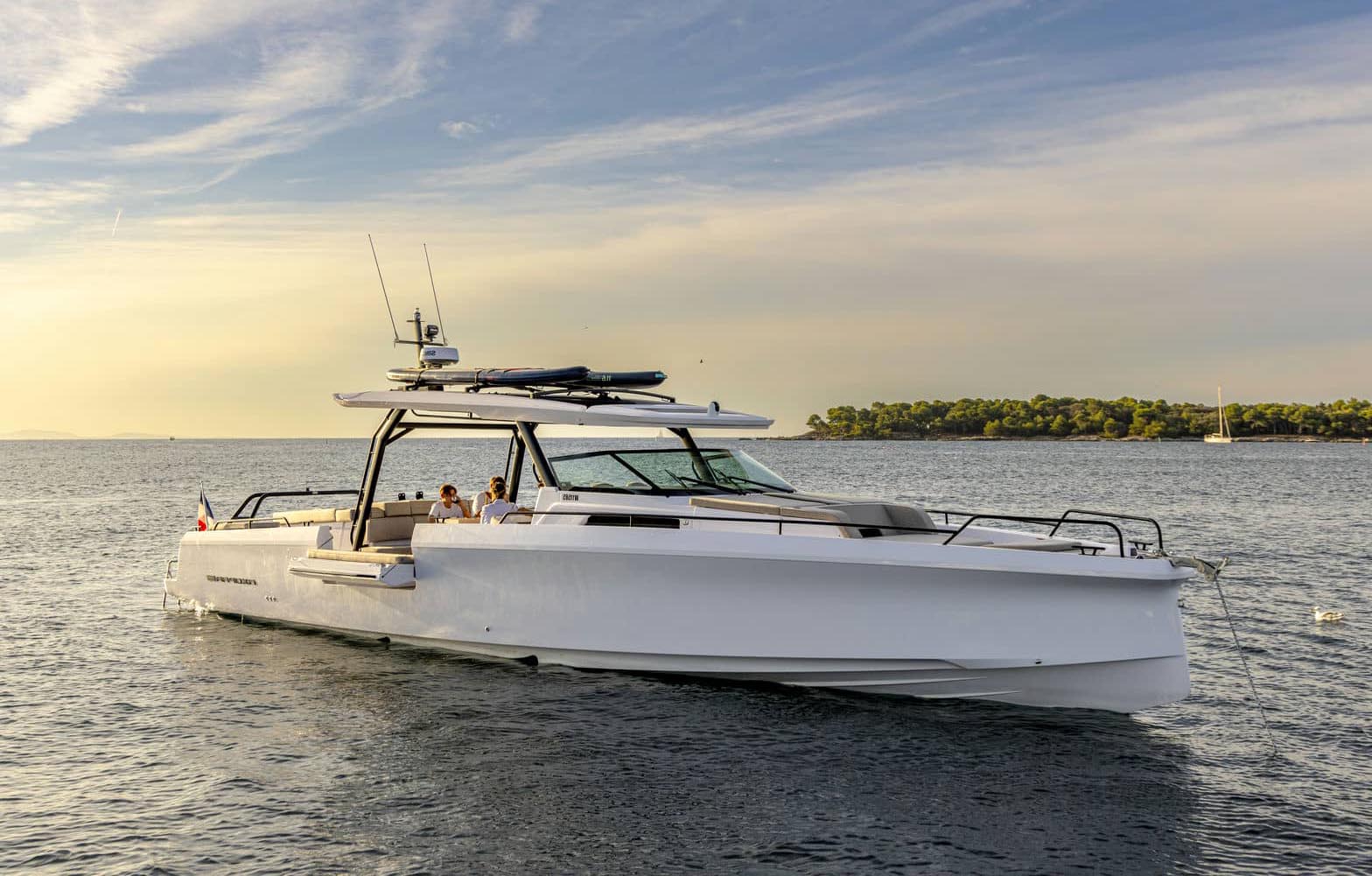 Simpson Marine - Axopar 45 Sun-Top