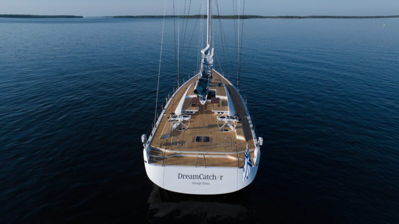 Swan 88