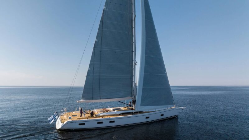 Swan 88
