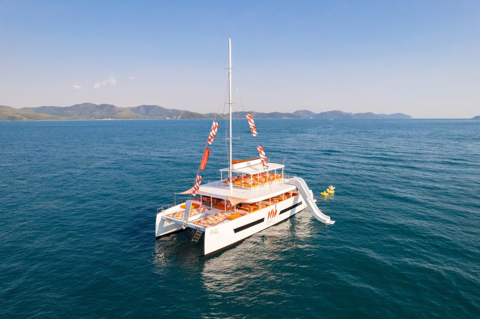 Simpson Marine - Chateau 82 ft