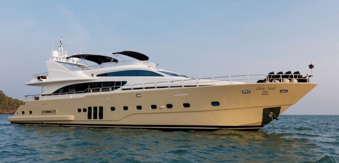 Simpson Marine - Mia Kai